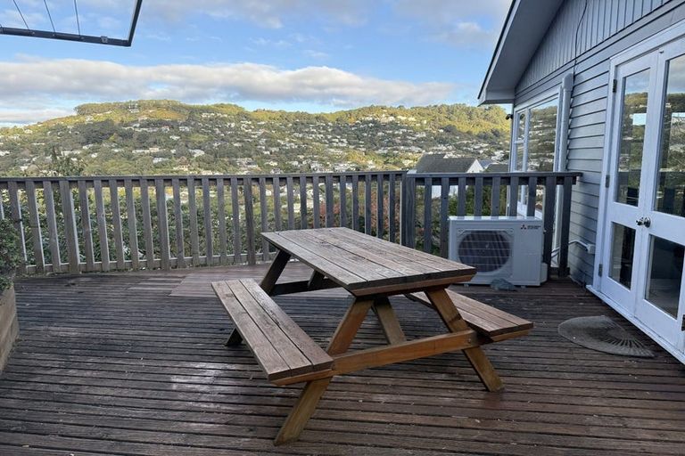 Photo of property in 59 Winston Street, Crofton Downs, Wellington, 6035