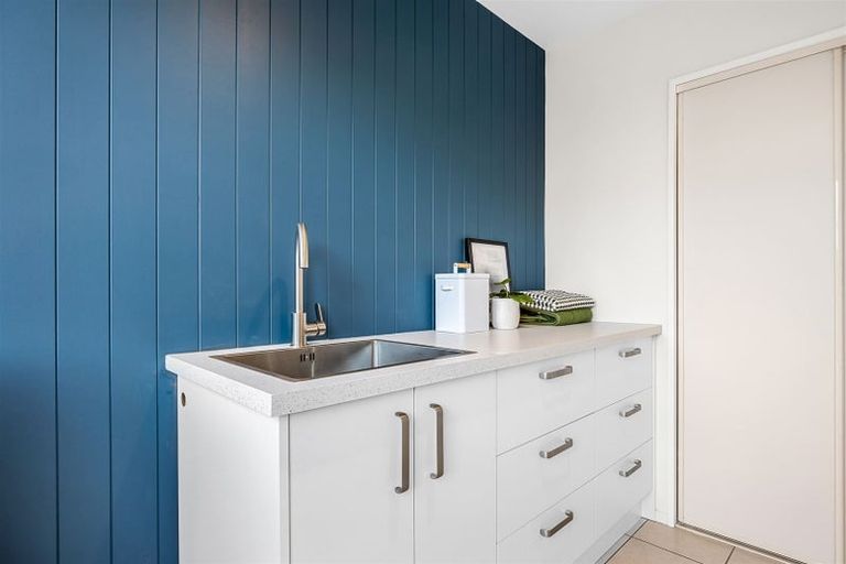 Photo of property in 102 Johns Road, Rangiora, 7400