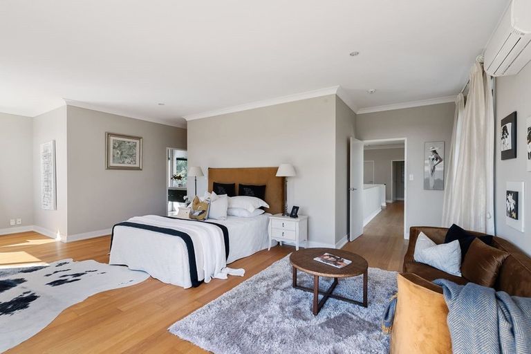 Photo of property in 60 James Paige Lane, Riverhead, Albany, 0793