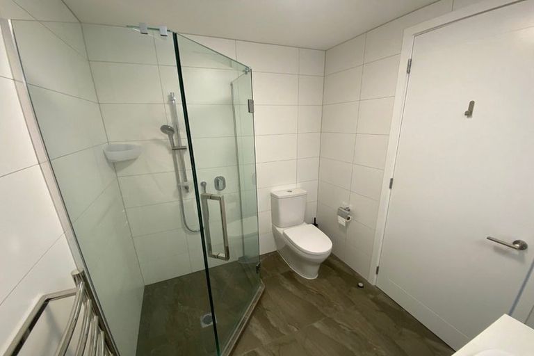 Photo of property in 172 Landmark Terrace, Orewa, 0931