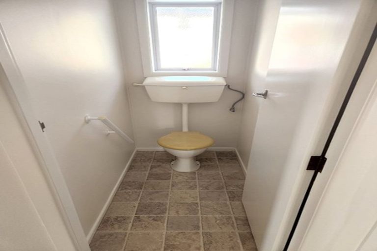 Photo of property in 1/147 Old Wairoa Road, Papakura, 2110