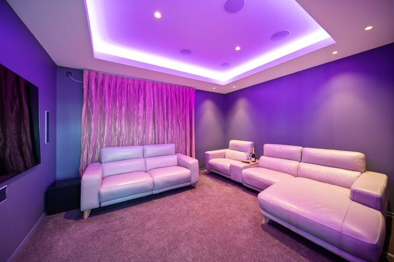 Photo of property in 49 Ashton Fitchett Drive, Brooklyn, Wellington, 6021