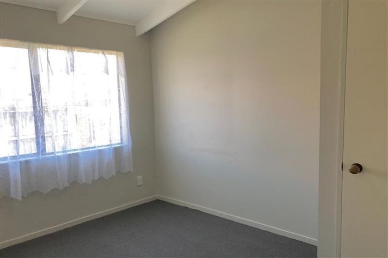 Photo of property in 24 Freda Place, Favona, Auckland, 2024