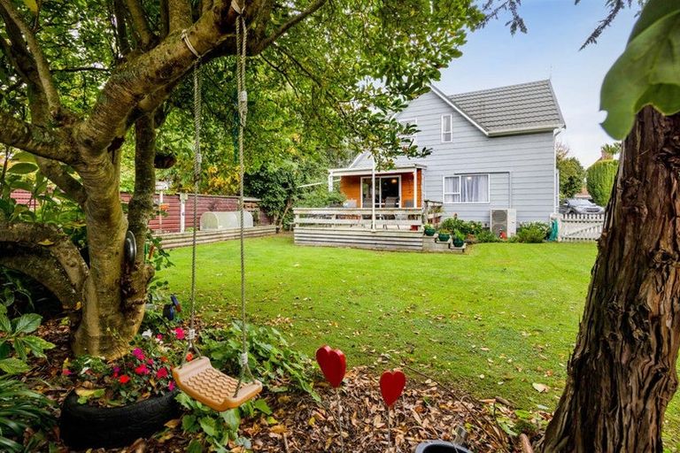 Photo of property in 237a South Road, Hawera, 4610