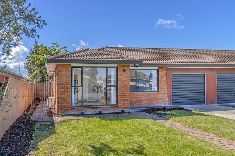 Photo of property in 1/22 Cotswold Avenue, Bishopdale, Christchurch, 8053