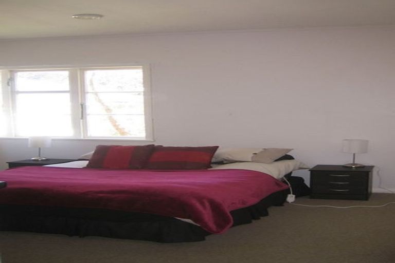 Photo of property in 14 Sunshine Avenue, Karori, Wellington, 6012