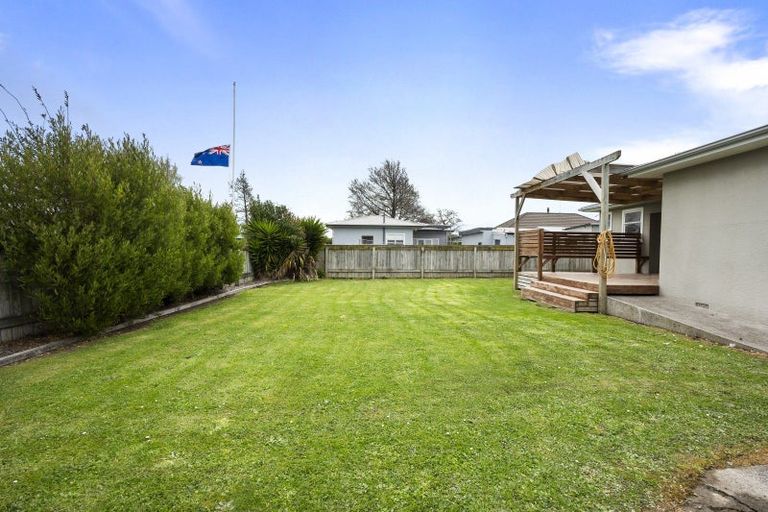 Photo of property in 2 Glasgow Street, Takaro, Palmerston North, 4412