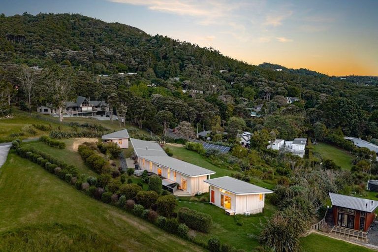 Photo of property in 38 Upland Road, Huia, Auckland, 0604