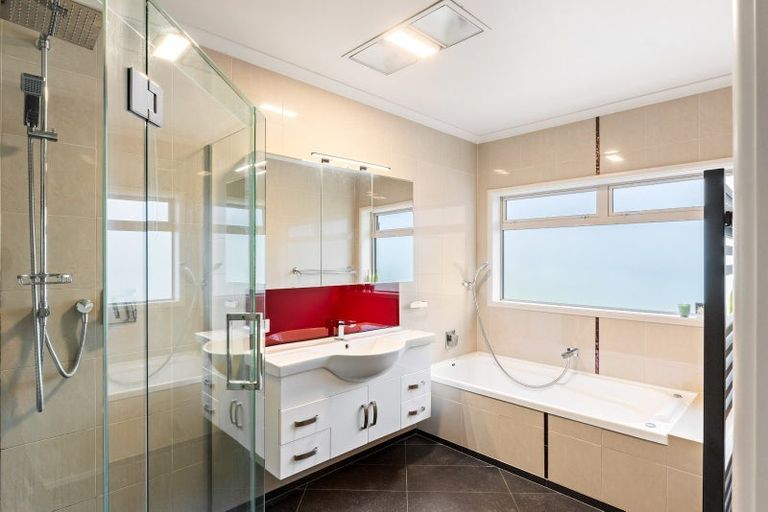 Photo of property in 4 Claire Place, Lytton West, Gisborne, 4010