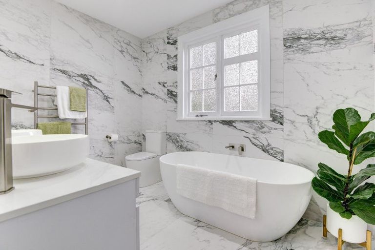 Photo of property in 3 Brassey Road, Saint Johns Hill, Whanganui, 4500