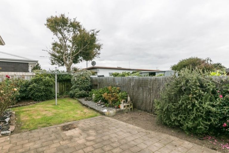 Photo of property in 2/200 Karaitiana Street, Frimley, Hastings, 4120