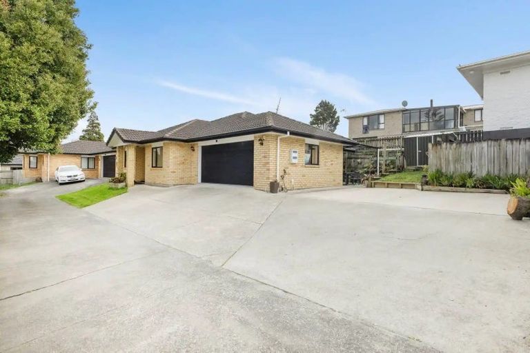 Photo of property in 18a Christmas Road, Manurewa, Auckland, 2102