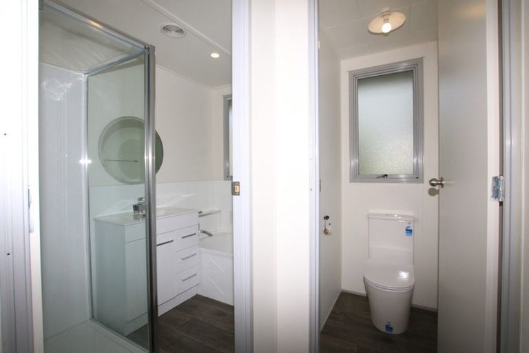 Photo of property in 17 Maywood Crescent, Glen Eden, Auckland, 0602