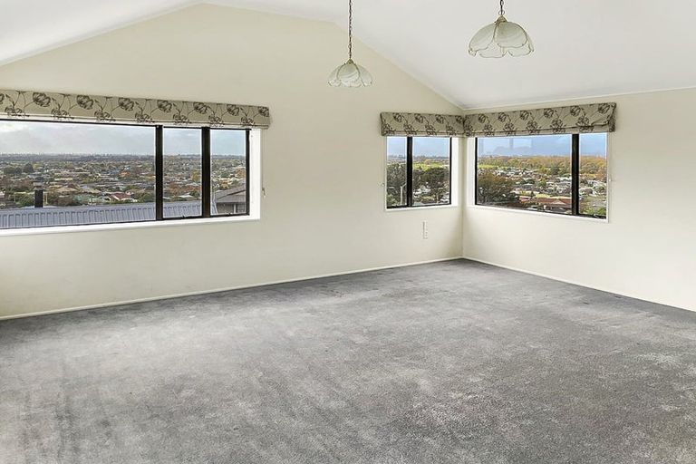 Photo of property in 56 Churchill Drive, Taradale, Napier, 4112