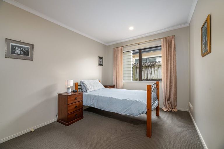 Photo of property in 30 Espalier Drive, Henderson, Auckland, 0612