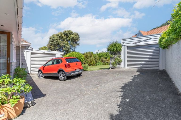 Photo of property in 6 Burnham Street, Seatoun, Wellington, 6022