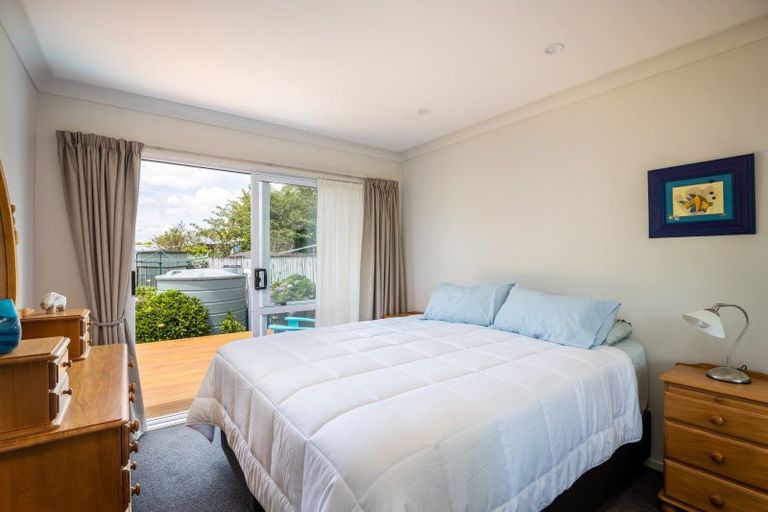 Photo of property in 1279 Egmont Road, Egmont Village, New Plymouth, 4372