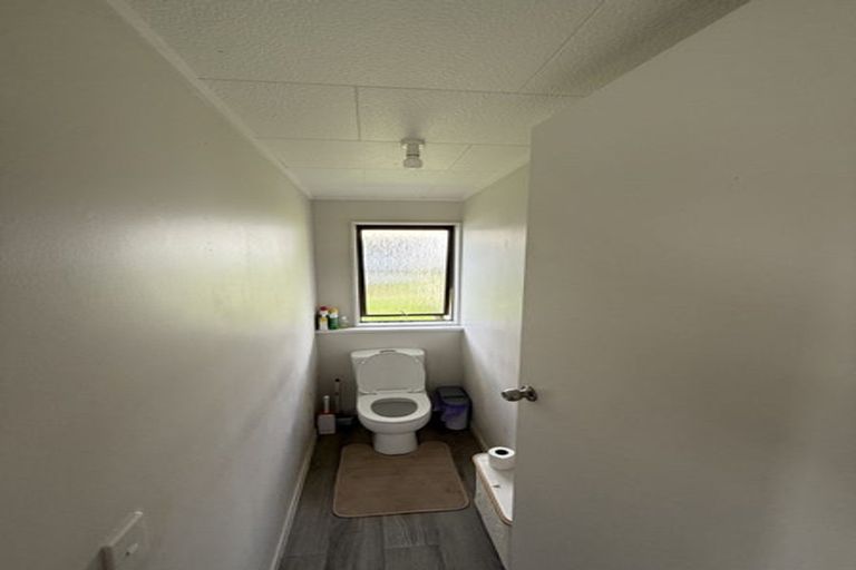 Photo of property in 46 Lilburn Crescent, Massey, Auckland, 0614