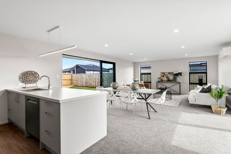 Photo of property in 45 Duporth Road, Rolleston, 7614