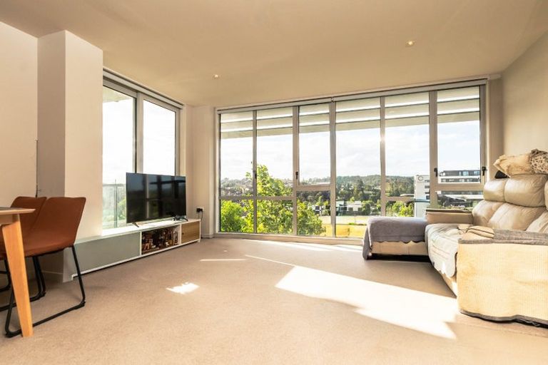 Photo of property in 209/1 Rose Garden Lane, Albany, Auckland, 0632