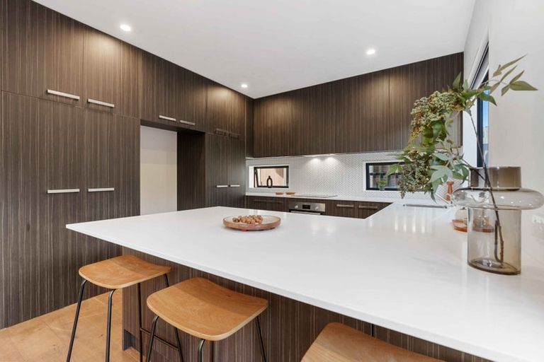 Photo of property in 21b Chippendale Crescent, Birkdale, Auckland, 0626