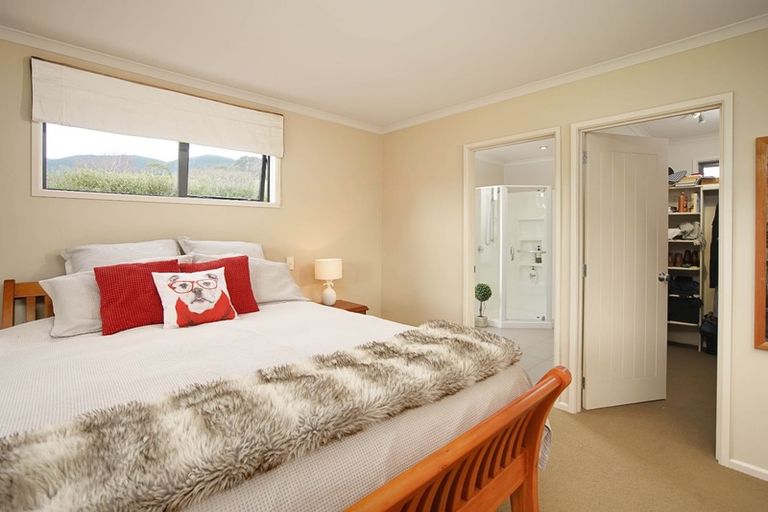 Photo of property in 8 Ken Wadsworth Way, Stoke, Nelson, 7011