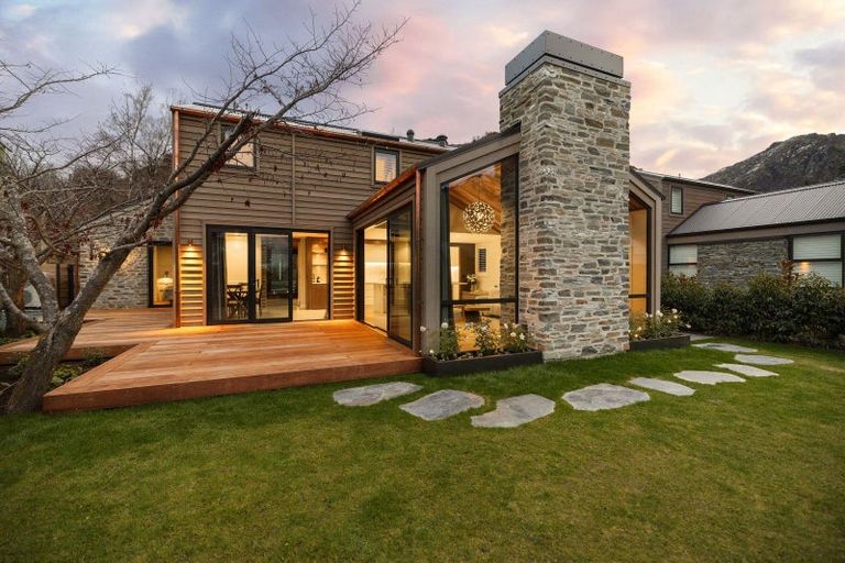 Photo of property in 9c Caernarvon Street, Arrowtown, 9302