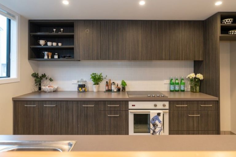 Photo of property in 16/22u Booth Street, Miramar, Wellington, 6022