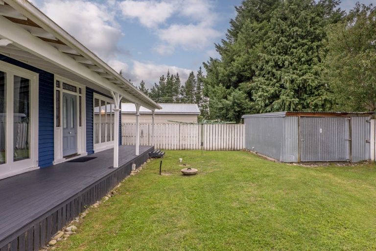 Photo of property in 3 Queen Street, Coalgate, 7673
