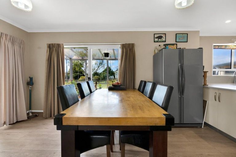 Photo of property in 227 Pembroke Road, Pembroke, Stratford, 4391