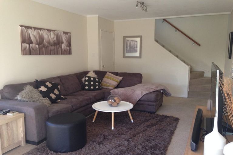 Photo of property in 4/56 Youngs Road, Papakura, 2110