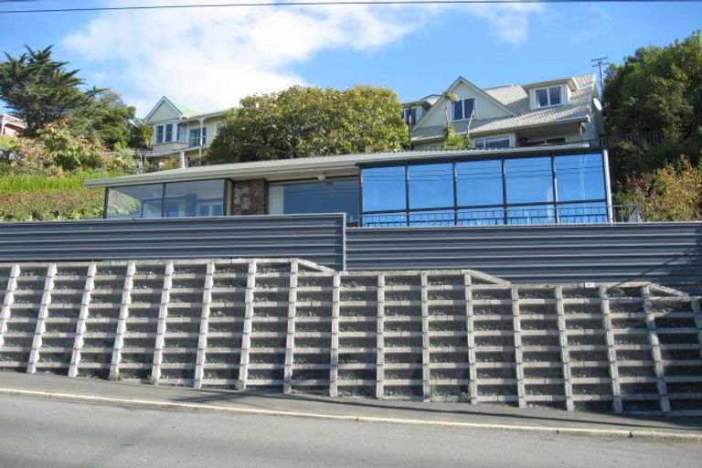 Photo of property in 46 Easther Crescent, Kew, Dunedin, 9012