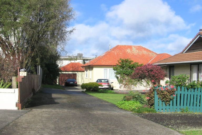 Photo of property in 92 Florence Avenue, Palmerston North, 4414