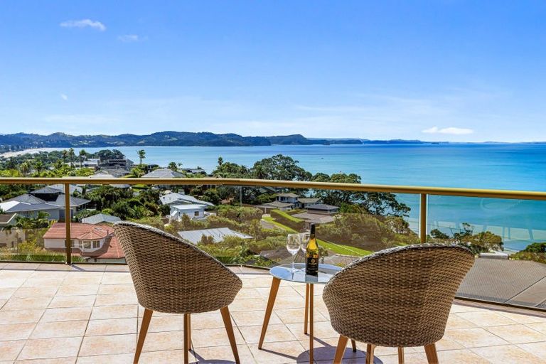 Photo of property in 8 Durness Place, Red Beach, 0932