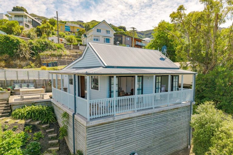Photo of property in 24 Jacksons Road, Lyttelton, 8082