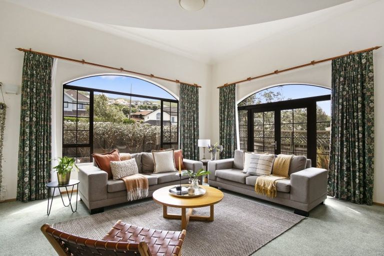 Photo of property in 145 Westchester Drive, Churton Park, Wellington, 6037