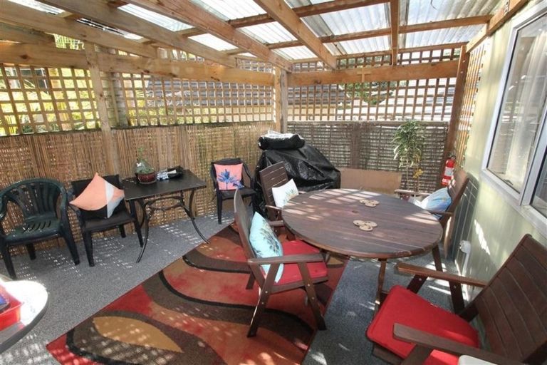 Photo of property in 107 Konini Road, Titirangi, Auckland, 0604