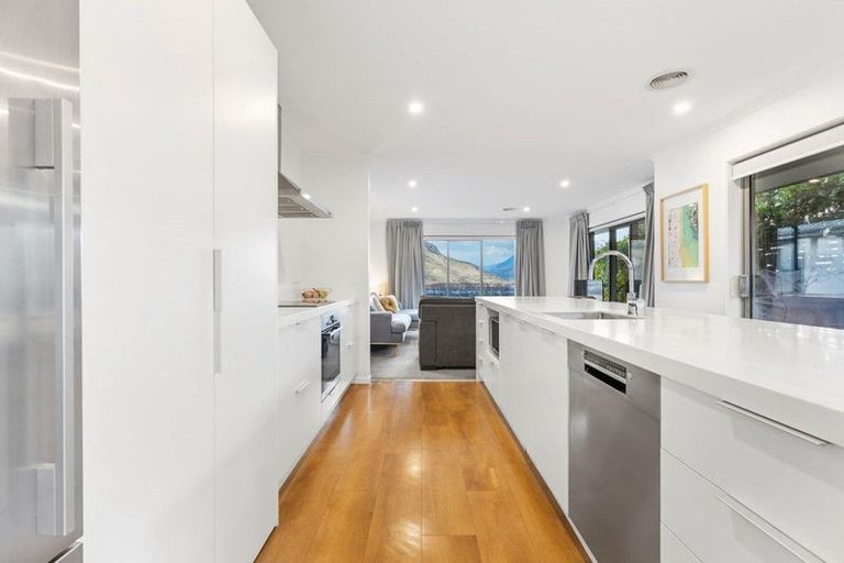 Photo of property in 3 Shipton Court, Lower Shotover, Queenstown, 9304