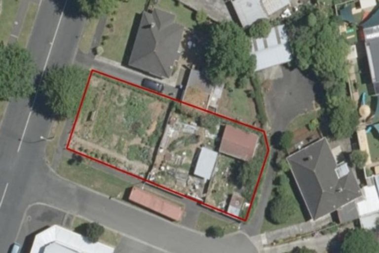 Photo of property in 114 Holland Road, Fairfield, Hamilton, 3214