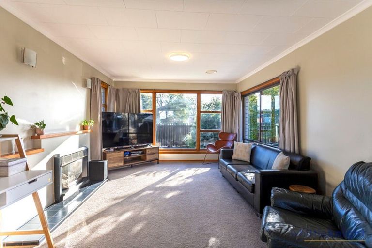 Photo of property in 11 Rollesby Street, Hoon Hay, Christchurch, 8025