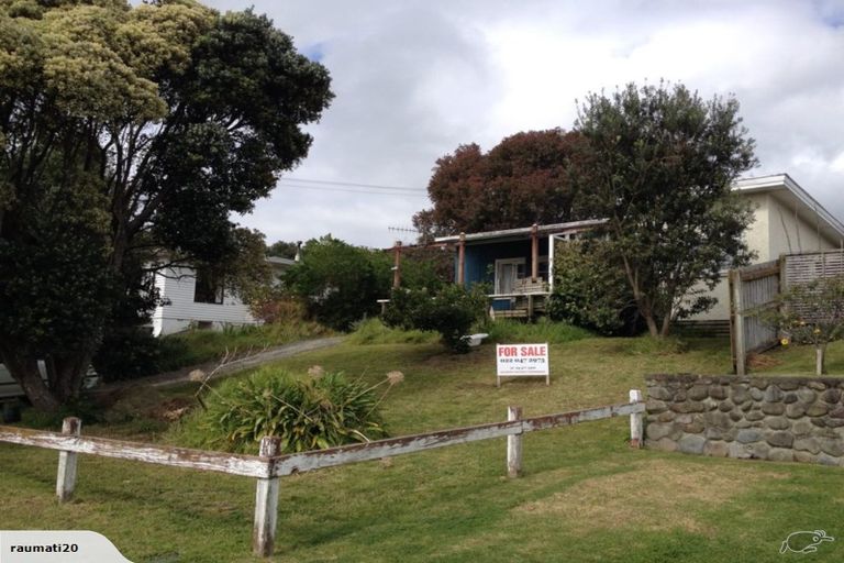 Photo of property in 53 Lupin Road, Otaki, 5512