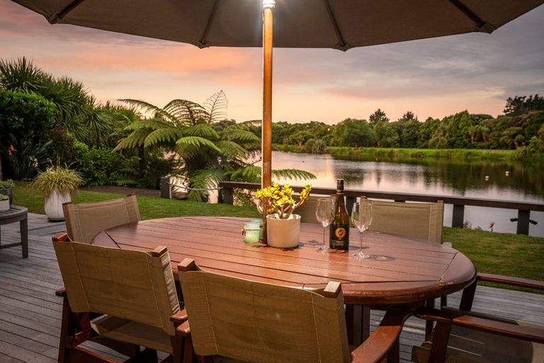 Photo of property in 3 Mcgregor Place, Paraparaumu, 5032