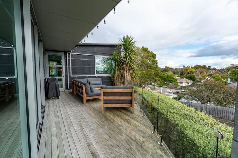 Photo of property in 34b Banbury Crescent, Fairfield, Hamilton, 3214