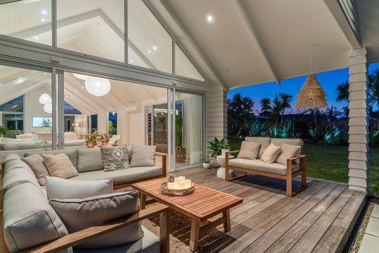 Photo of property in 22 Dune View Drive, Mangawhai, 0505