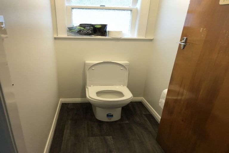 Photo of property in 33 Hindmarsh Street, Johnsonville, Wellington, 6037