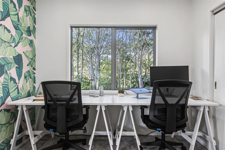 Photo of property in 196a Old Titirangi Road, Titirangi, Auckland, 0604