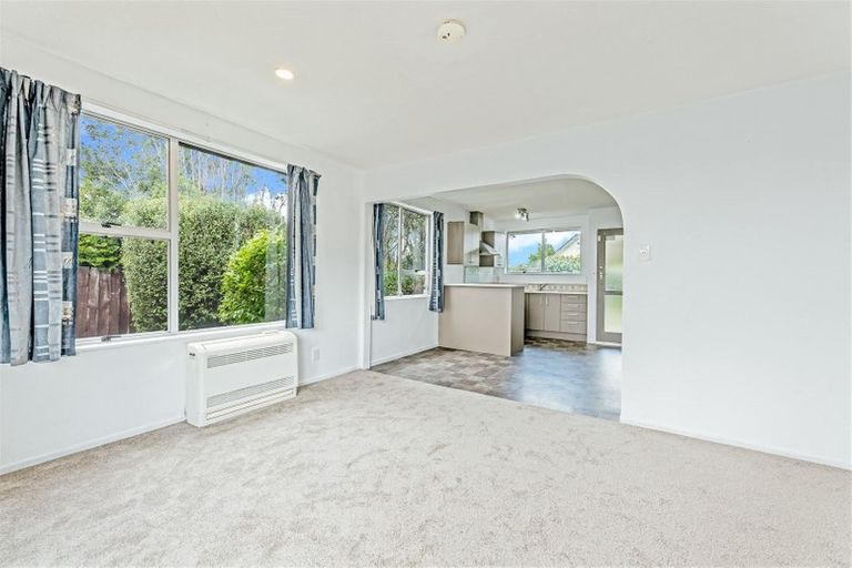 Photo of property in 4/94 Springs Road, Hornby, Christchurch, 8042