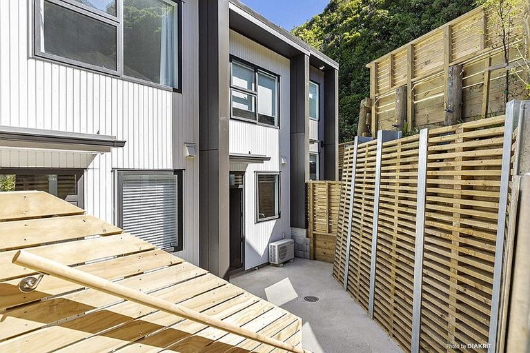 Photo of property in 4 Rua Kai Way, Brooklyn, Wellington, 6021