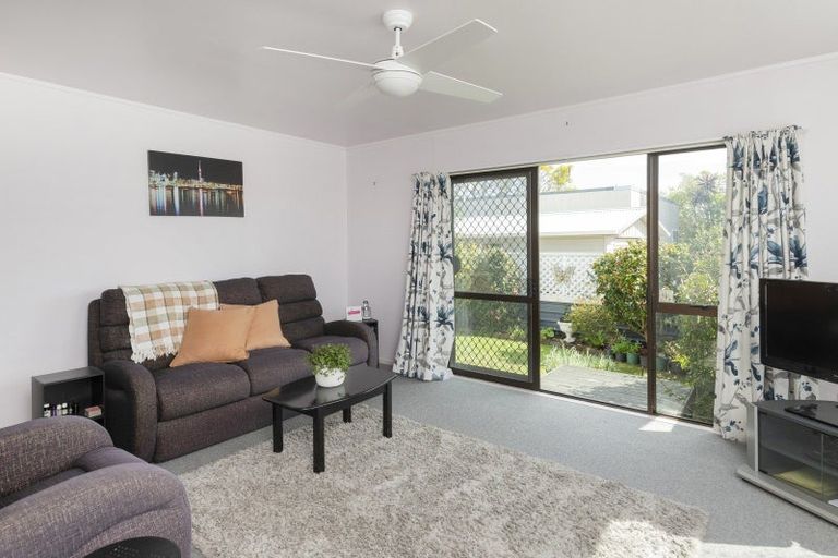 Photo of property in 48 Andrew Street, Elgin, Gisborne, 4010