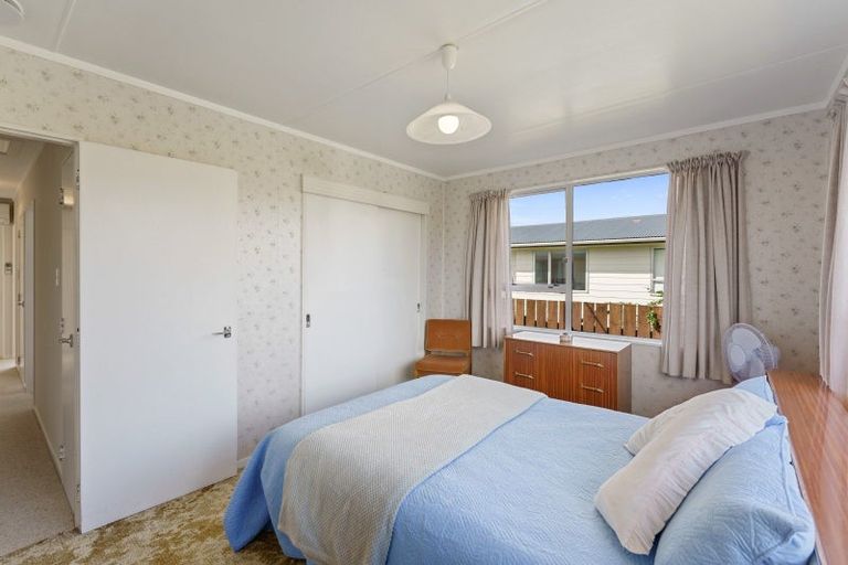 Photo of property in 8a&b Sharda Grove, Paraparaumu Beach, Paraparaumu, 5032